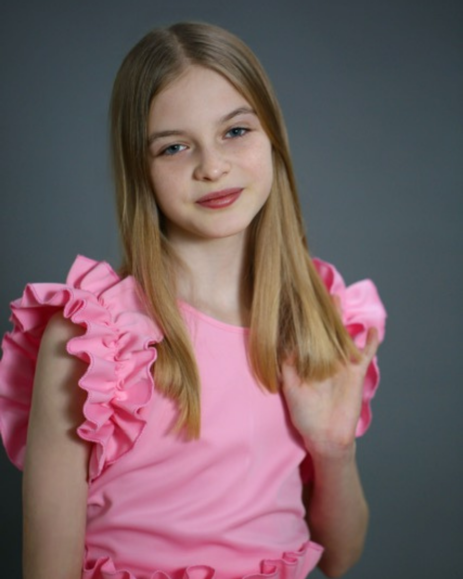 The Velicko Family - BMA MODELS
